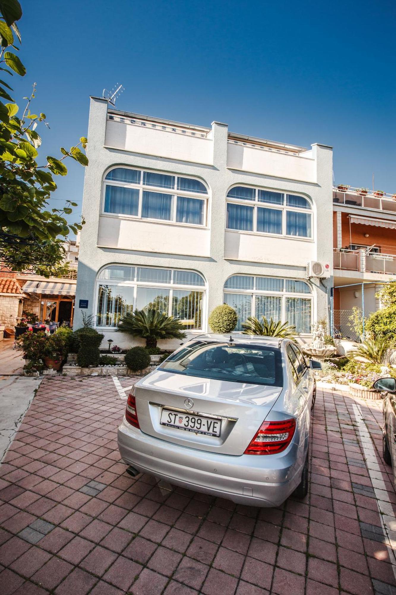 Guesthouse Rooms Сплит Экстерьер фото